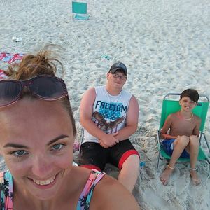 Meet your Posher, Ashley n brandon